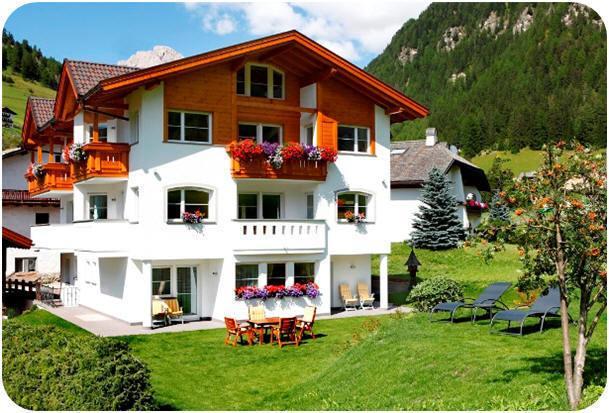 Apartments Antines Wolkenstein in Gröden Exterior foto